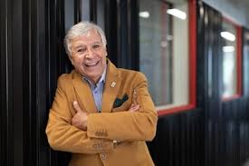 Luis Silva - Compradora de Instagram